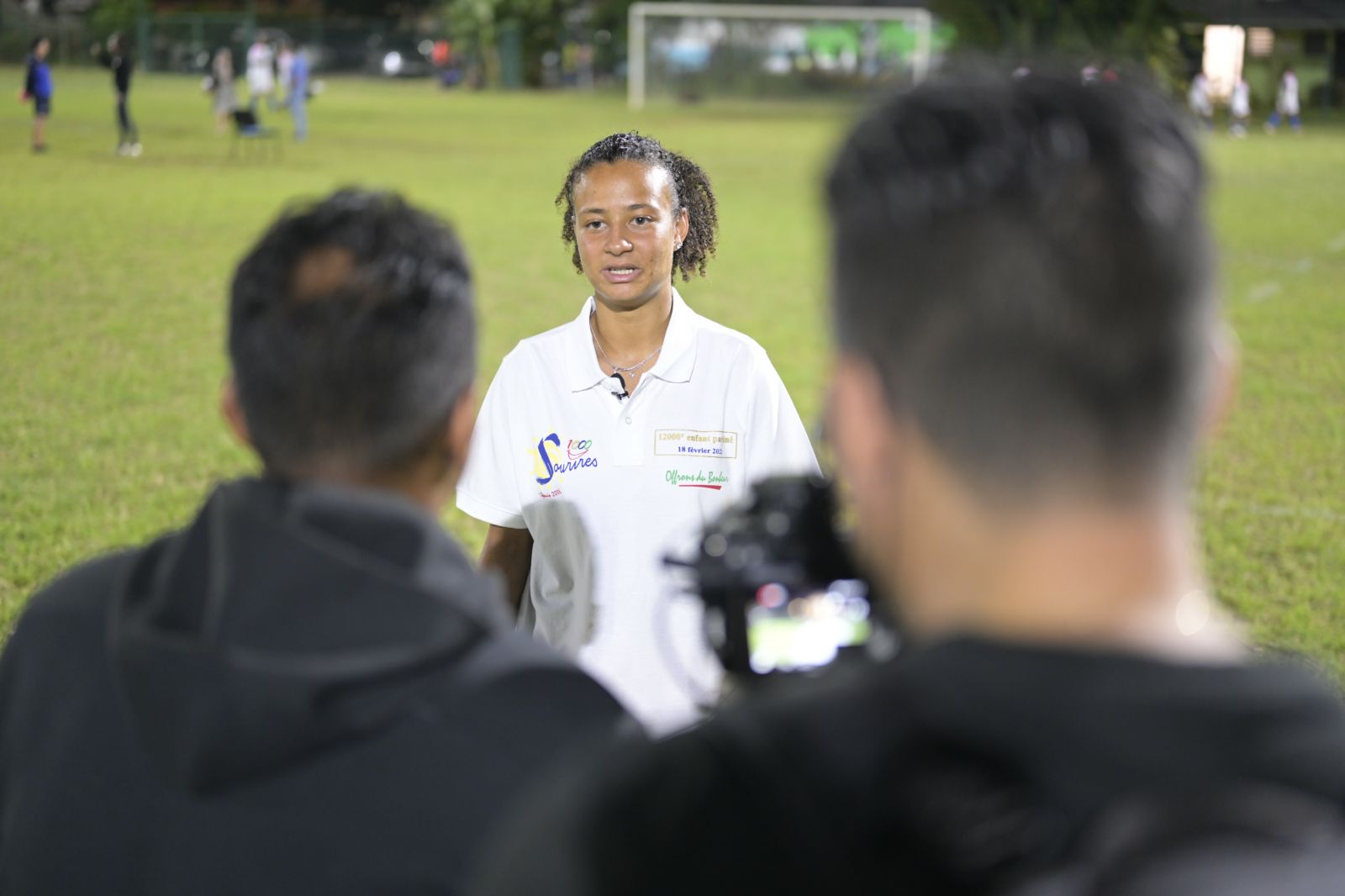 <center> Opération « Foot en VIF » de 1000 Sourires : les clubs féminines de Saint-Paul jouent avec <br>Léa Le Garrec et Airine Fontaine <center> Opération « Foot en VIF » de 1000 Sourires : les clubs féminines de Saint-Paul jouent avec <br>Léa Le Garrec et Airine Fontaine