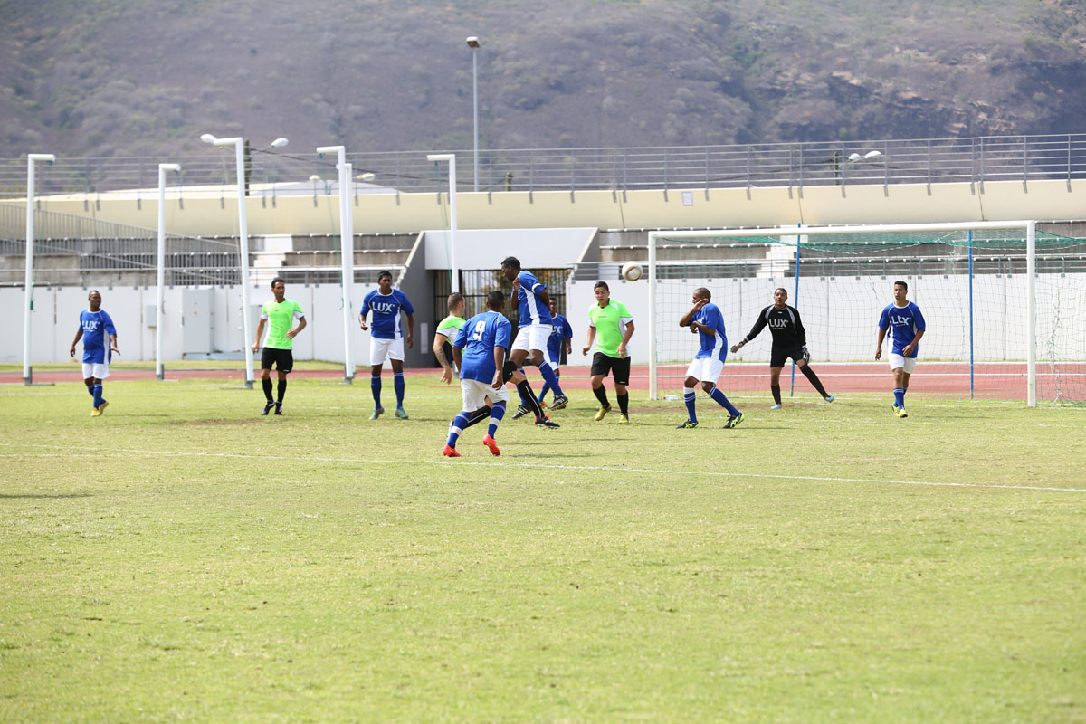 Des partenaires fous de foot ...