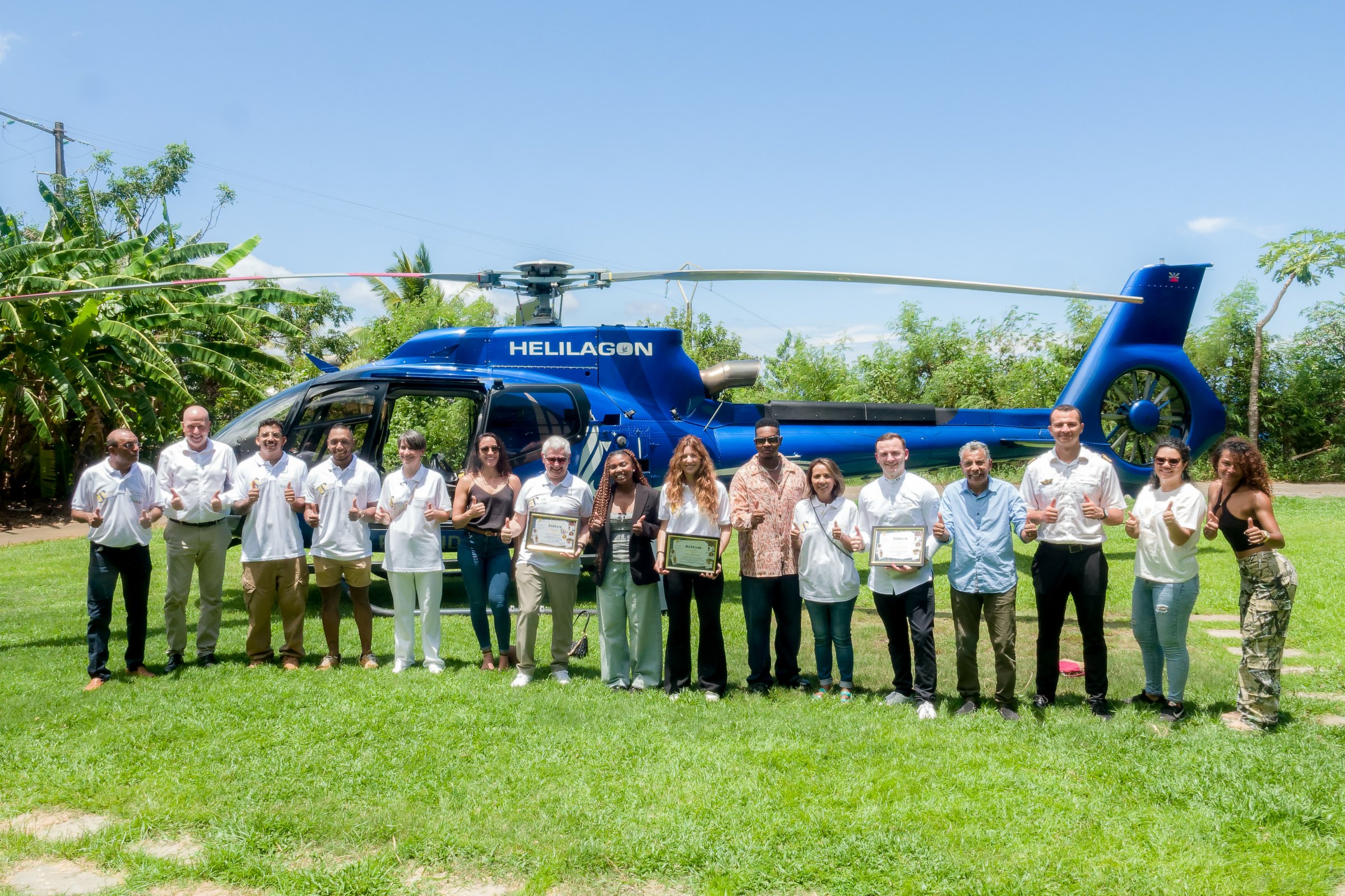 <center>Une journée 5 étoiles au Palm Hôtel pour<br> les marmailles de 1000 Sourires avec un MOF, <br>un pâtissier-chocolatier et une championne du monde de coiffure <center>Une journée 5 étoiles au Palm Hôtel pour<br> les marmailles de 1000 Sourires avec un MOF, <br>un pâtissier-chocolatier et une championne du monde de coiffure