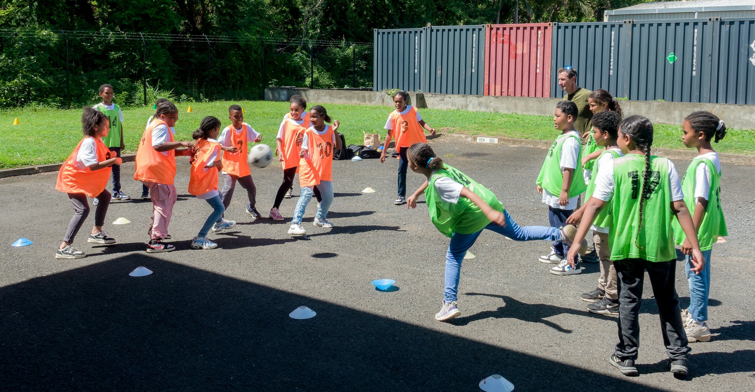 <center>Une belle aventure citoyenne avec la Gendarmerie de la Réunion  pour les marmailles de 1000 Sourires