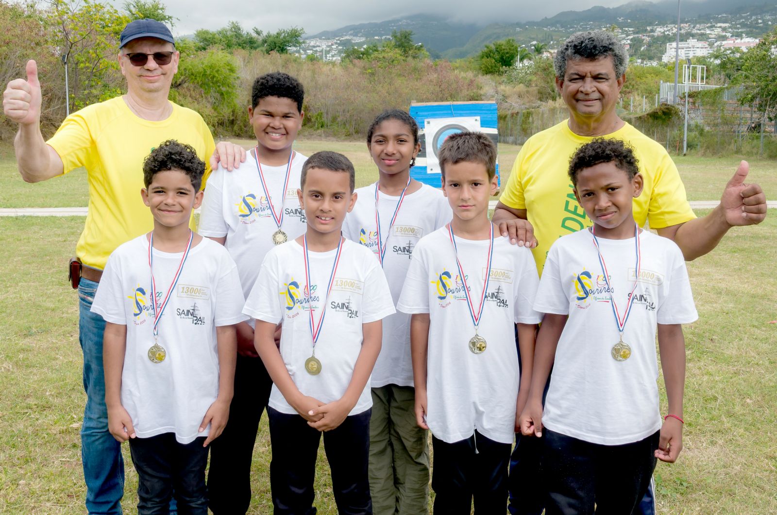 <center>Tir à l’arc : immersion au Club des Archers de Saint-Denis pour les marmailles de 1000 Sourires