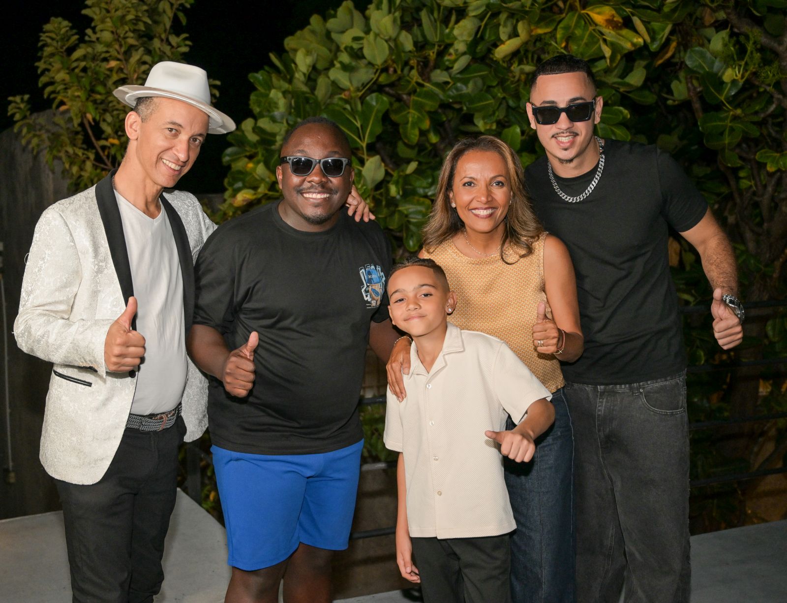 <center>La 5ᵉ soirée caritative de 1000 Sourires <br> illumine le Téat Plein Air de Saint-Gilles