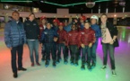 <center>Jour 11 : "S'envoler vers le Rêve  ..."<br>Les enfants ont troqué leurs crampons<br> pour des patins à glace à la patinoire du Palais Omnisports Marseille Grand-Est <center>Jour 11 : "S'envoler vers le Rêve  ..."<br>Les enfants ont troqué leurs crampons<br> pour des patins à glace à la patinoire du Palais Omnisports Marseille Grand-Est
