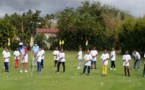 <center>Golf du Bassin Bleu :<br> les marmailles de 1000 Sourires<br> tapent la balle avec des champions réunionnais