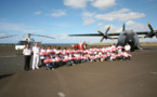 <center>Les VIM de  1000 Sourires fêtent Noël <br> à bord d’un hélicoptère au Détachement Air 181