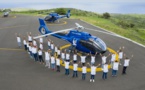 <center> Premier vol en hélicoptère avec Hélilagon<br> pour les marmailles de 1000 Sourires