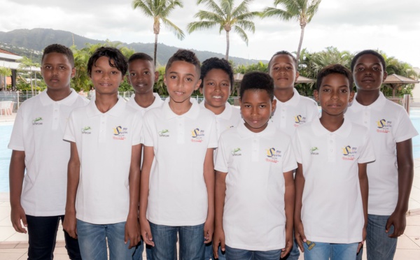 De gauche à droite : Yannick, Enzo, Mérouane, Mathéo, Anthony, Samuel, Curtis, Allan et Krys